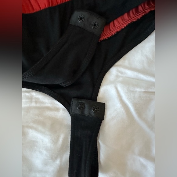 PAIGE Sevilla Bodysuit in Tulip Red - Size L - Picture 9 of 15